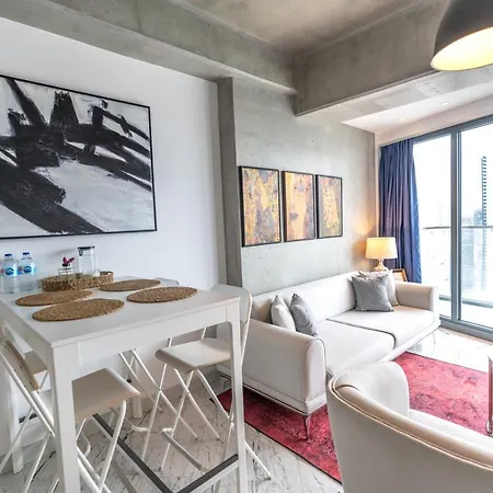 Apt- Explore The Urban Delights شقة اسطنبول